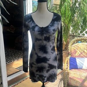 Pink by Victoria’s Secret tie dye dress size XS